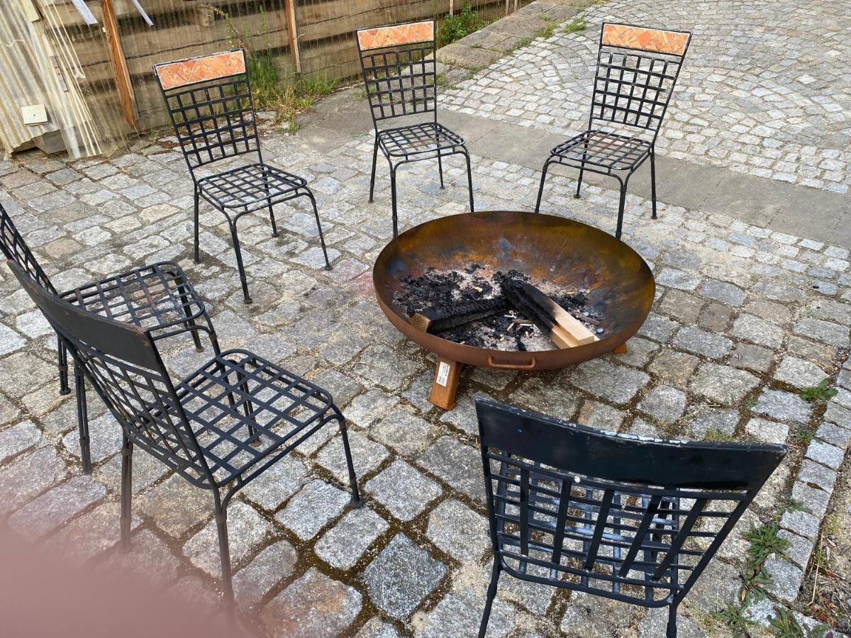 Ferienwohnung Wachstube Mit 3 Schlafraeumen Im Rittergut Leppersdorf Wachau Exterior photo